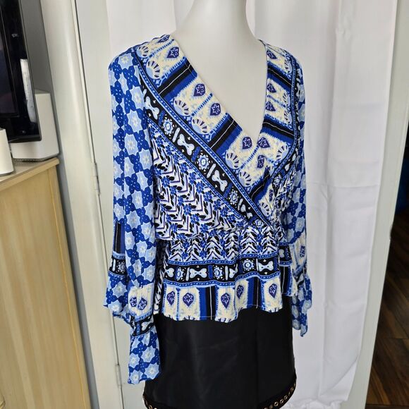 Free People Rosalie Wrap Blouse In Indigo Bell Sleeve V-Neck Blouse Size S - Picture 7 of 13